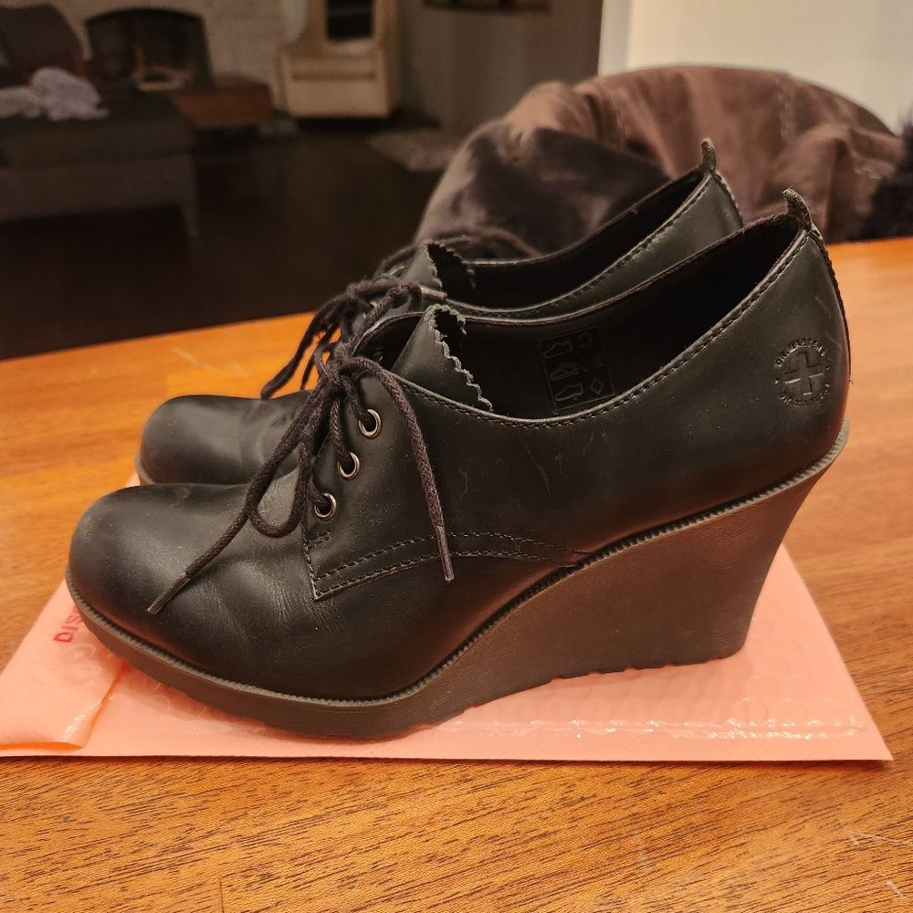 Dr. Martens wedge oxford - Womens US size 7